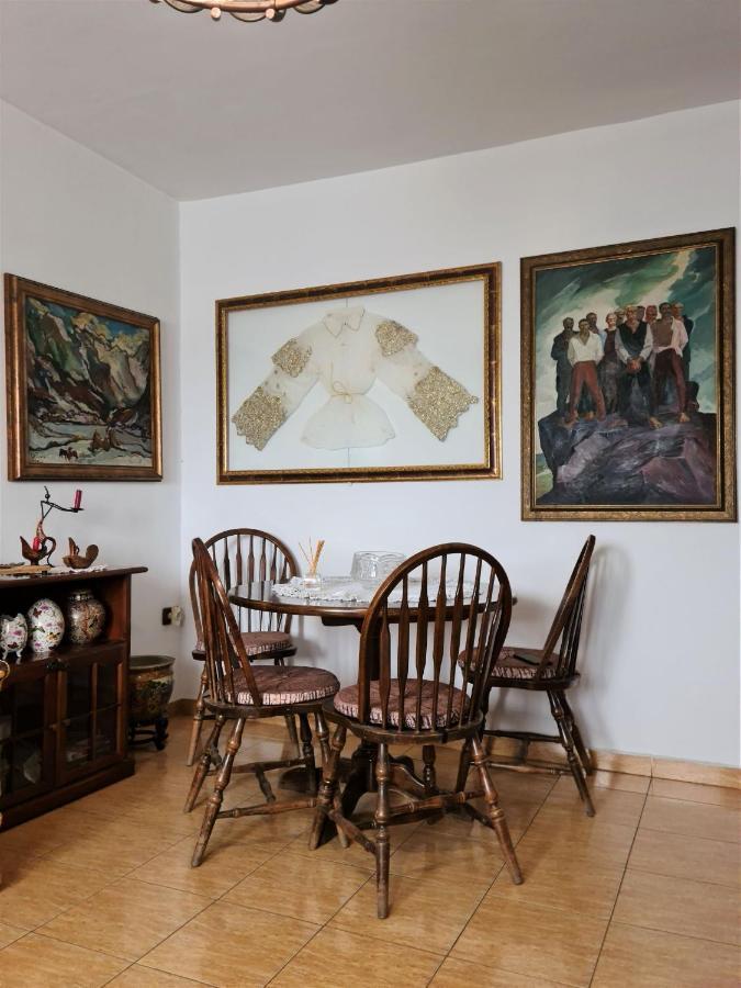 2-bedroom With Dajti Mountain View Appartement