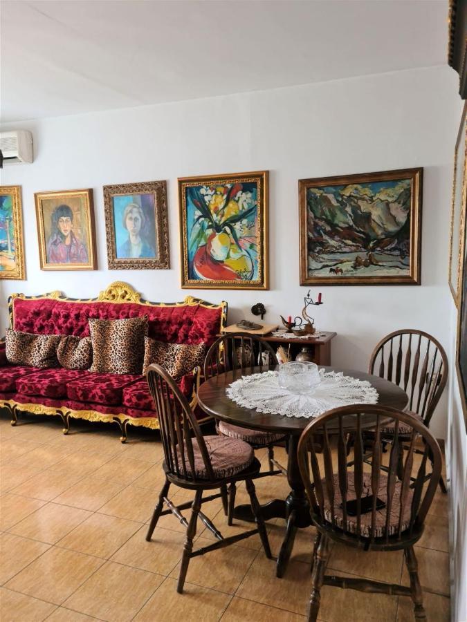 2-bedroom With Dajti Mountain View Tirana