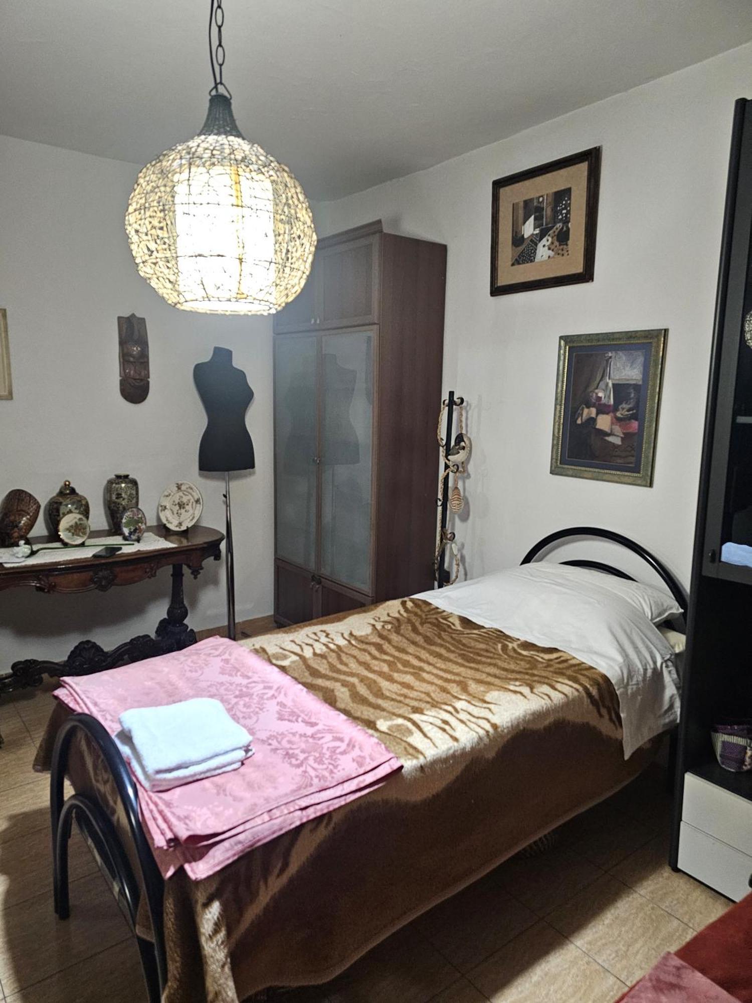 2-bedroom With Dajti Mountain View Appartement