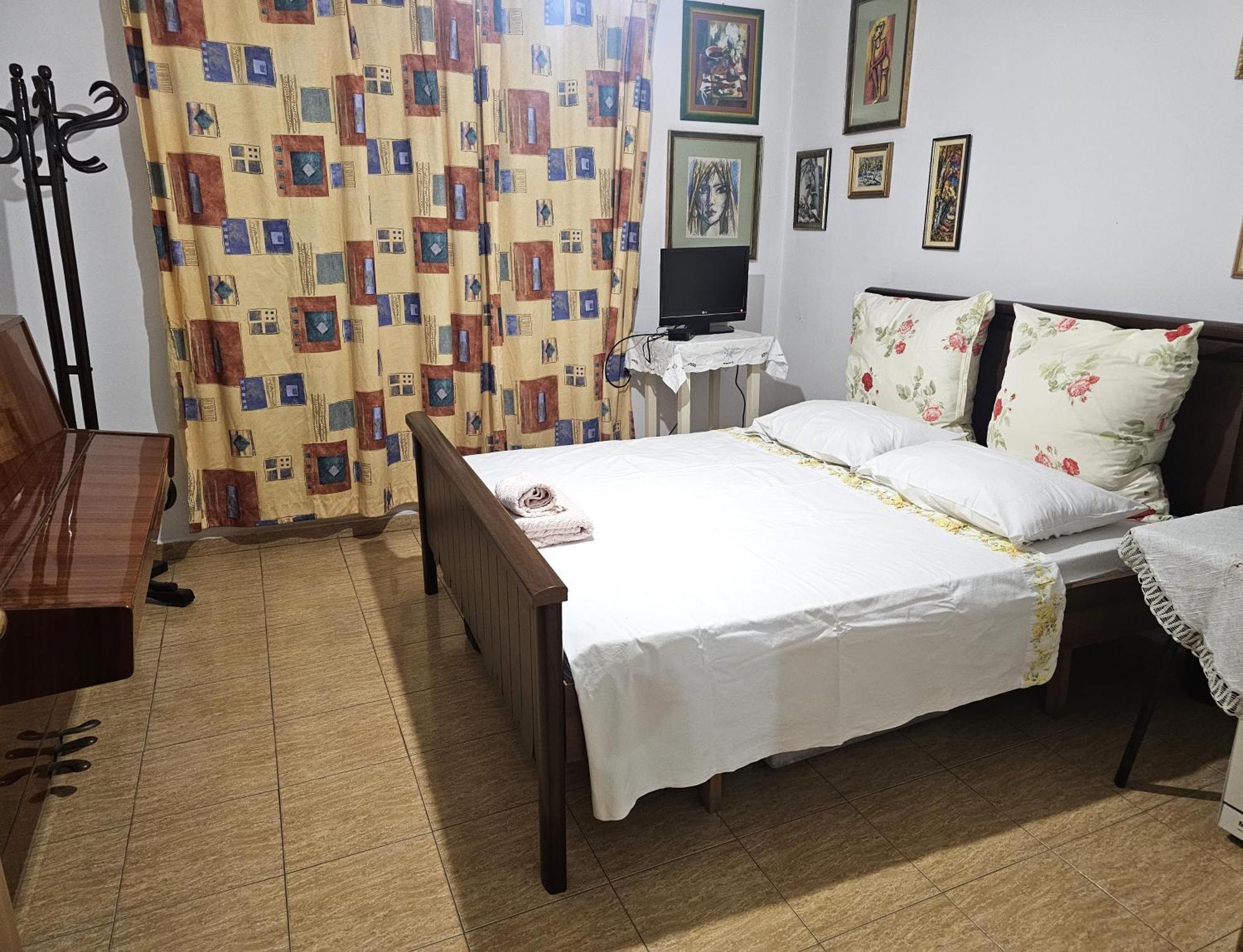 Appartement 2-bedroom With Dajti Mountain View